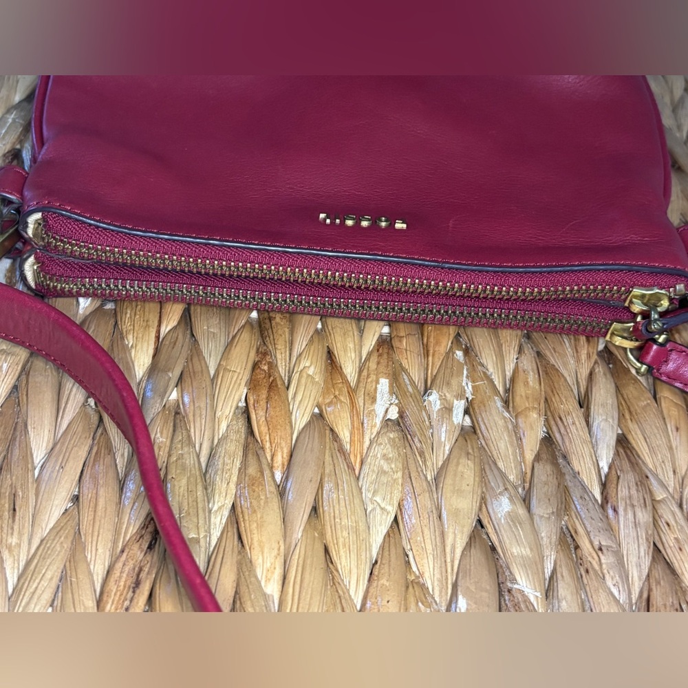 Fossil Red Leather Purse - Picture 16 of 16